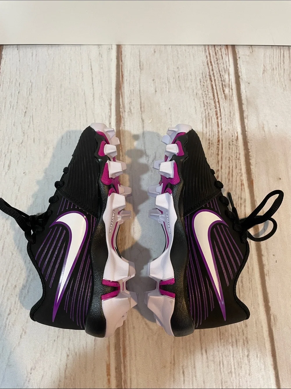 Nike Girls Softball Baseball Cleats Kids 11C Black Purple Like New T-Ball